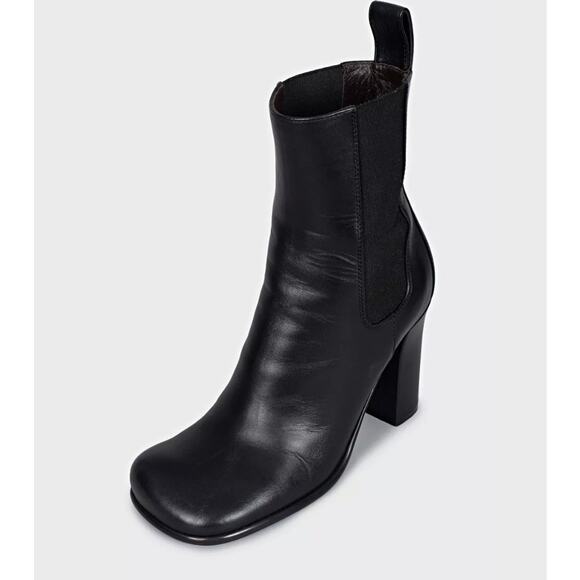 Bottega Veneta Black Leather Square Toe Ankle Boots - EU 38 - Picture 3 of 5